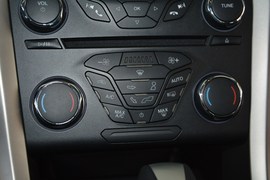2013款福特蒙迪欧2.0L
