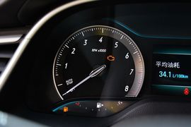 2015款别克全新英朗15N手动精英型