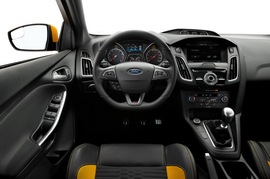 2015款福特福克斯ST