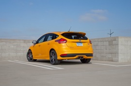 2015款福特福克斯ST