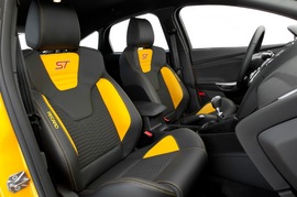 2015款福特福克斯ST