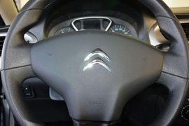 2015款雪铁龙全新爱丽舍