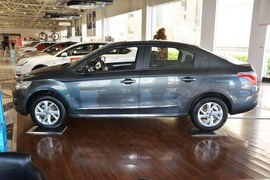 2015款雪铁龙全新爱丽舍