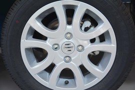 2013款长安铃木奥拓1.0L手动豪华型