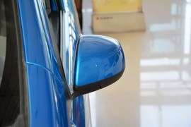2013款长安铃木奥拓1.0L手动豪华型