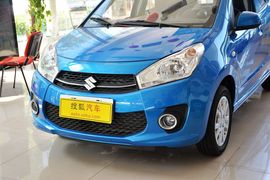 2013款长安铃木奥拓1.0L手动豪华型