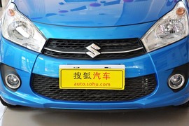 2013款长安铃木奥拓1.0L手动豪华型