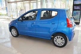2013款长安铃木奥拓1.0L手动豪华型