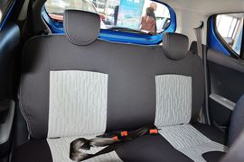 2013款长安铃木奥拓1.0L手动豪华型