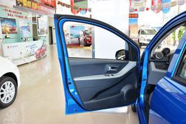 2013款长安铃木奥拓1.0L手动豪华型