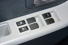 2013款长安铃木奥拓1.0L手动豪华型
