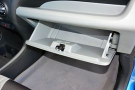 2013款长安铃木奥拓1.0L手动豪华型