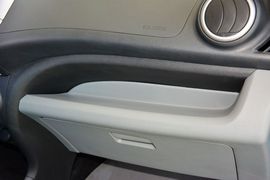 2013款长安铃木奥拓1.0L手动豪华型