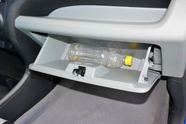2013款长安铃木奥拓1.0L手动豪华型