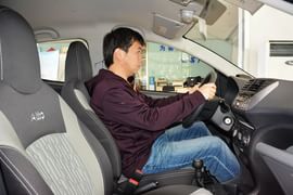 2013款长安铃木奥拓1.0L手动豪华型