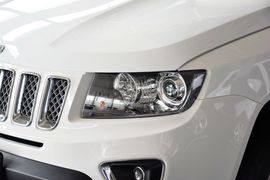 2014款Jeep指南者2.4L