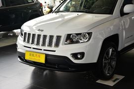 2014款Jeep指南者2.4L