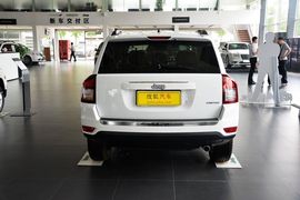 2014款Jeep指南者2.4L