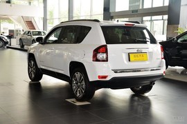 2014款Jeep指南者2.4L