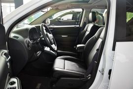 2014款Jeep指南者2.4L