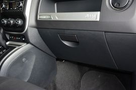 2014款Jeep指南者2.4L