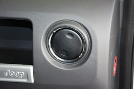 2014款Jeep指南者2.4L