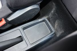 2015款斯柯达晶锐1.4L自动前行版