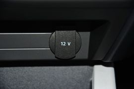 2015款斯柯达晶锐1.4L自动前行版