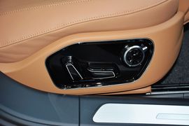 2014款奥迪A8L