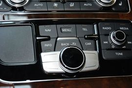 2014款奥迪A8L