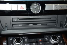 2014款奥迪A8L