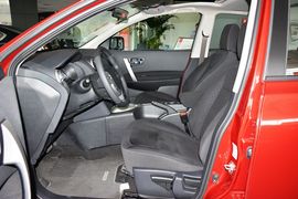2012款日产逍客2.0XL火CVT两驱