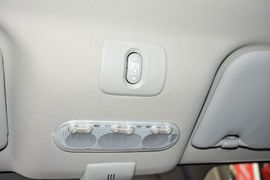 2012款日产逍客2.0XL火CVT两驱