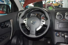 2012款日产逍客2.0XL火CVT两驱