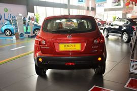 2012款日产逍客2.0XL火CVT两驱