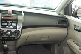 2012款本田锋范1.5L手动舒适版