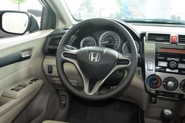 2012款本田锋范1.5L手动舒适版