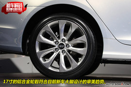 高配版还会配置18寸轮毂