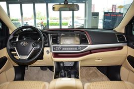 2015款丰田汉兰达3.5L