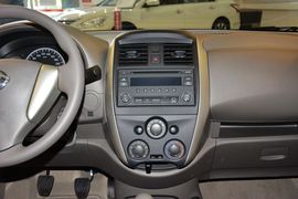 2014款日产阳光1.5XE