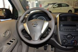 2014款日产阳光1.5XE