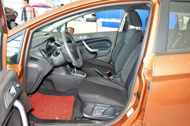 2013款福特嘉年华两厢1.5L自动时尚型