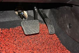 2013款福特嘉年华两厢1.5L自动时尚型