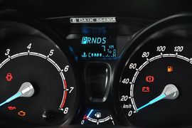 2013款福特嘉年华两厢1.5L自动时尚型