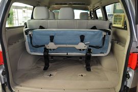 2011款江淮瑞风2.4L一家亲