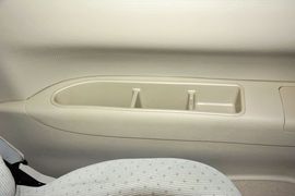 2011款江淮瑞风2.4L一家亲