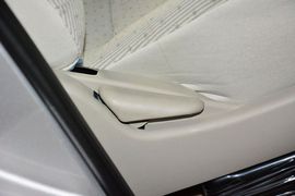 2011款江淮瑞风2.4L一家亲