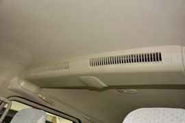 2011款江淮瑞风2.4L一家亲