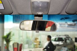 2011款江淮瑞风2.4L一家亲