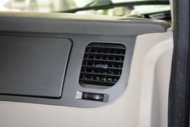 2011款江淮瑞风2.4L一家亲